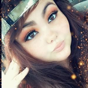 Meet your Posher, Angelica